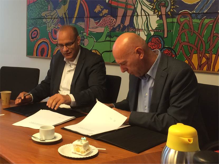Uitrol ez, ondertekening documenten
